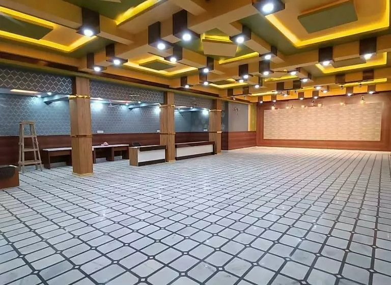 هتل Subham Residency And Restaurant