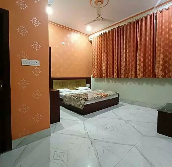هتل Subham Residency And Restaurant