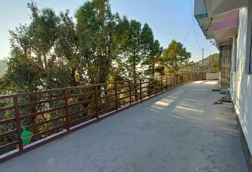 Hotelli The Hill Heaven Home Stay