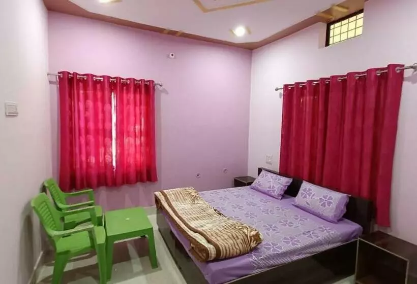 Hotelli The Hill Heaven Home Stay