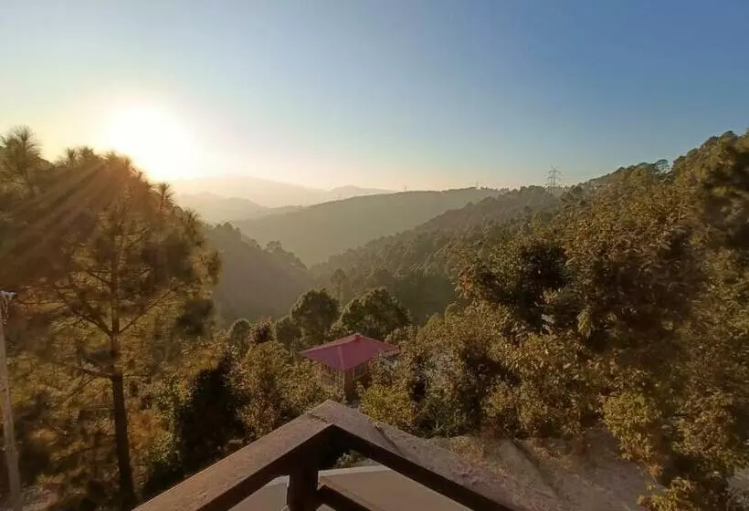 Hotelli The Hill Heaven Home Stay