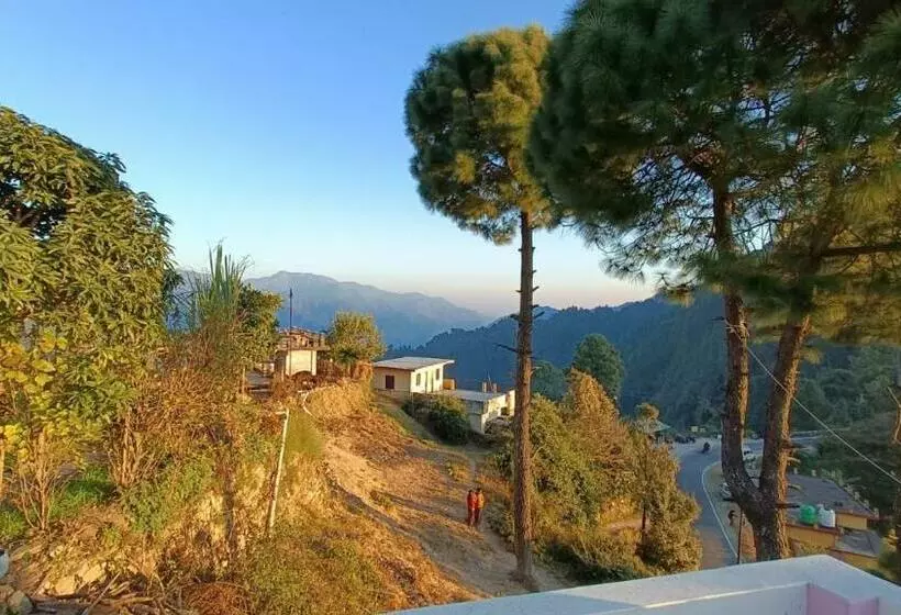 Hotelli The Hill Heaven Home Stay