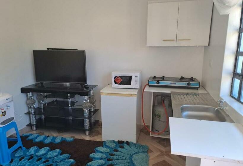 پانسیون Cates Place Lanet