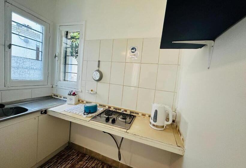 پانسیون Maktvb Europa Hostal Boutique