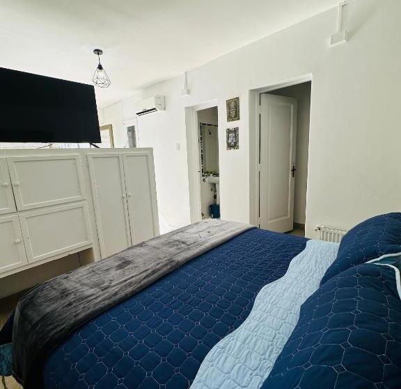 پانسیون Maktvb Europa Hostal Boutique