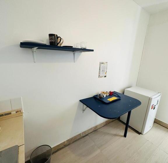 پانسیون Maktvb Europa Hostal Boutique