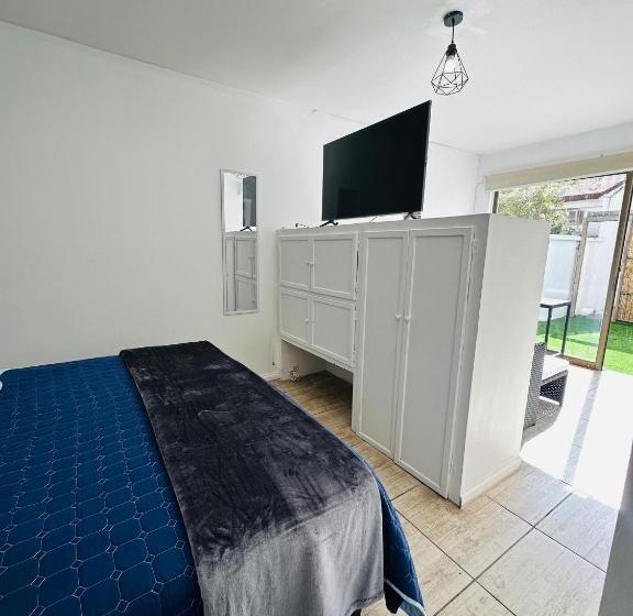 پانسیون Maktvb Europa Hostal Boutique