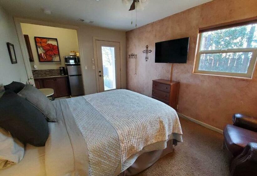 بنسيون The God Spa