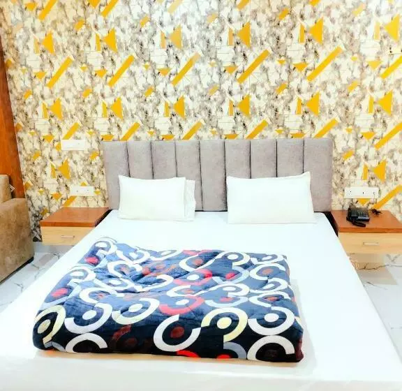 Rbs Hotel & Restaurant 5 Mint Walking Distance From Ram Janam Bhumi