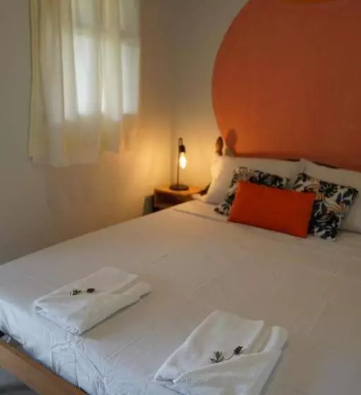 Retkeilymaja Lago 7 Cores