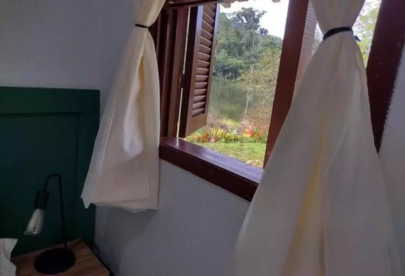 Retkeilymaja Lago 7 Cores