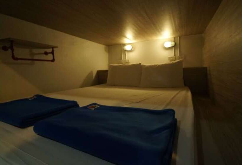 Szálló Slumber Party Surf Kata Phuket