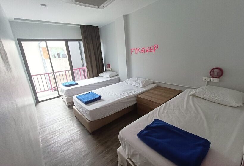 Szálló Slumber Party Surf Kata Phuket