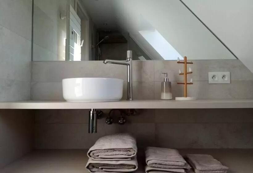 Aamiaismajoitus (B&B) Hissele