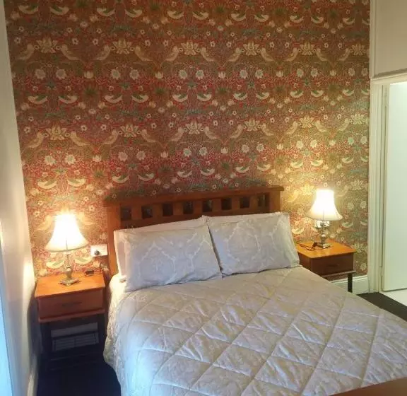 Aamiaismajoitus (B&B) Hunters