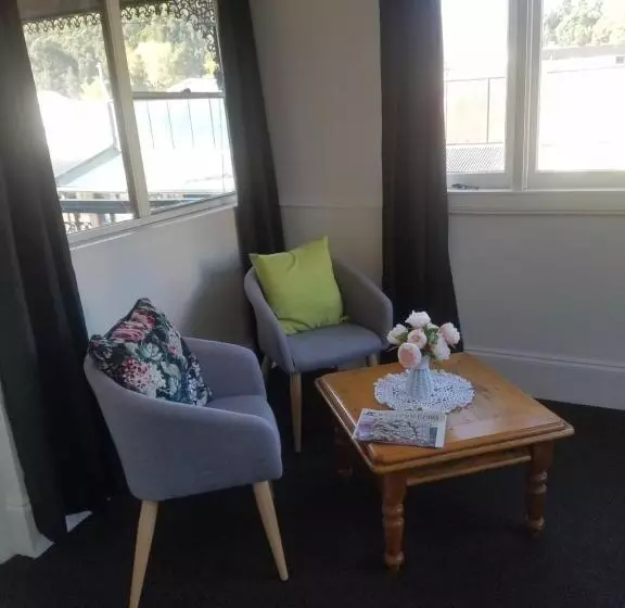 Aamiaismajoitus (B&B) Hunters