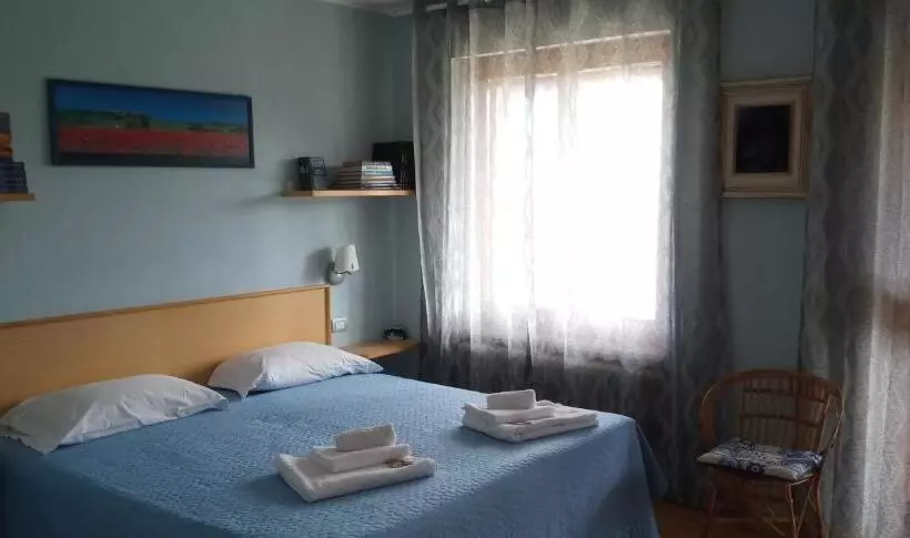 Aamiaismajoitus (B&B) L Albore