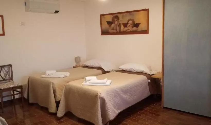 Aamiaismajoitus (B&B) L Albore