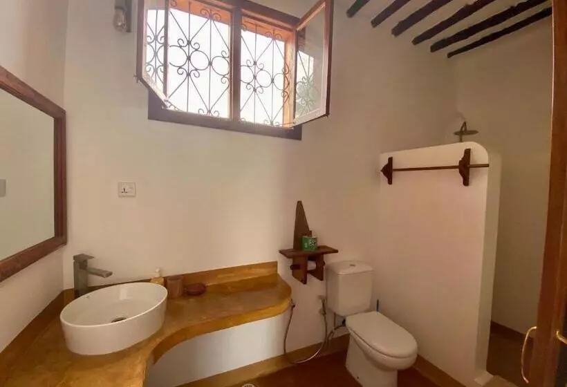 Aamiaismajoitus (B&B) Zuzanu House