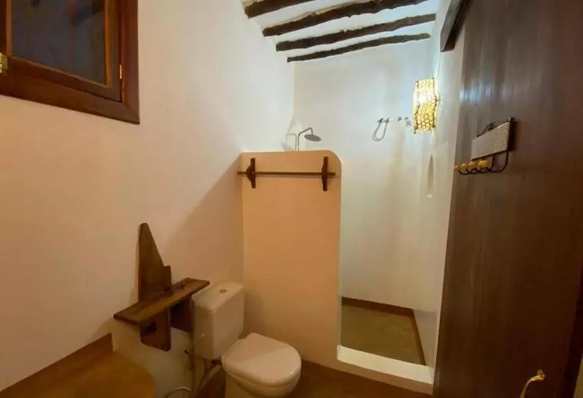 Aamiaismajoitus (B&B) Zuzanu House