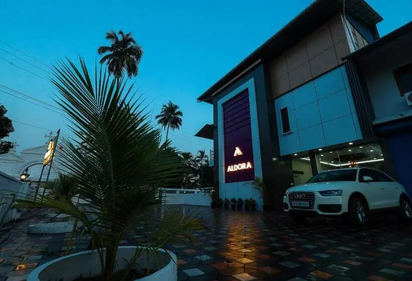 Hotelli Aldora Airport Residency