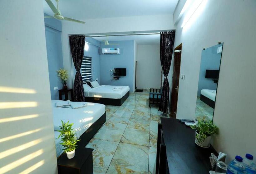 בית מלון כפרי Aldora Airport Residency