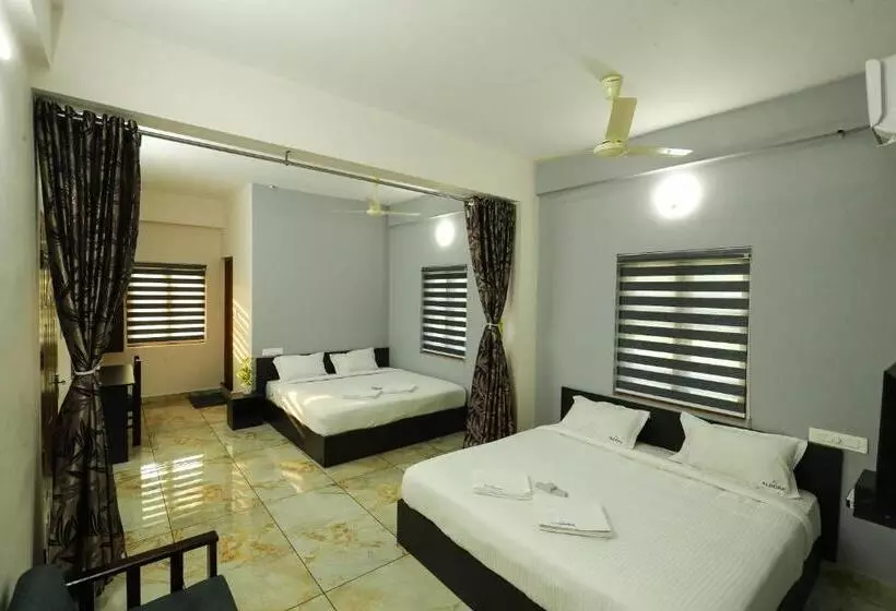 Hotelli Aldora Airport Residency