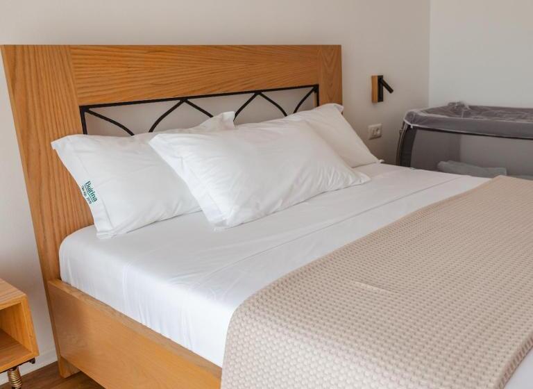 هتل Gle Alb Agrotourism