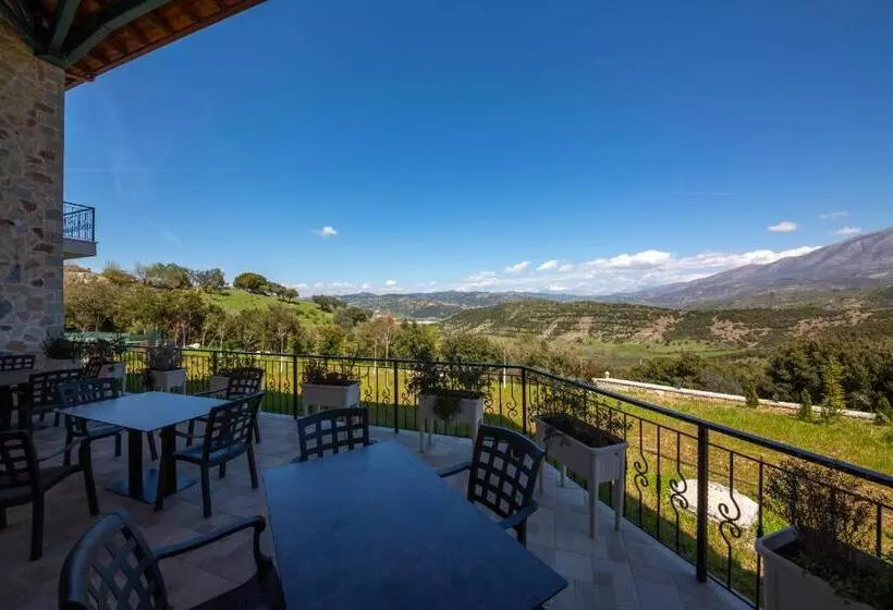 ホテル Gle Alb Agrotourism