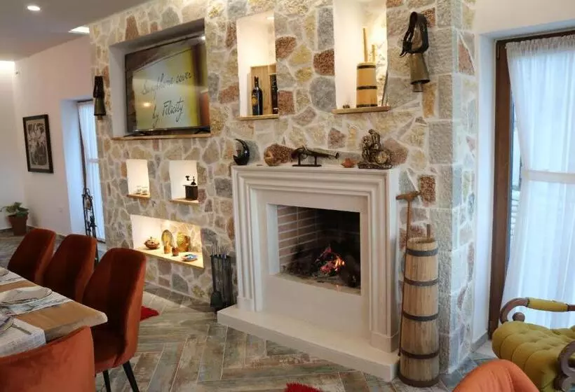 ホテル Gle Alb Agrotourism