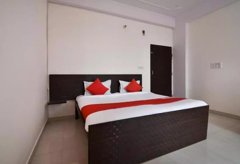 Hotelli Flagship Ekta Palace