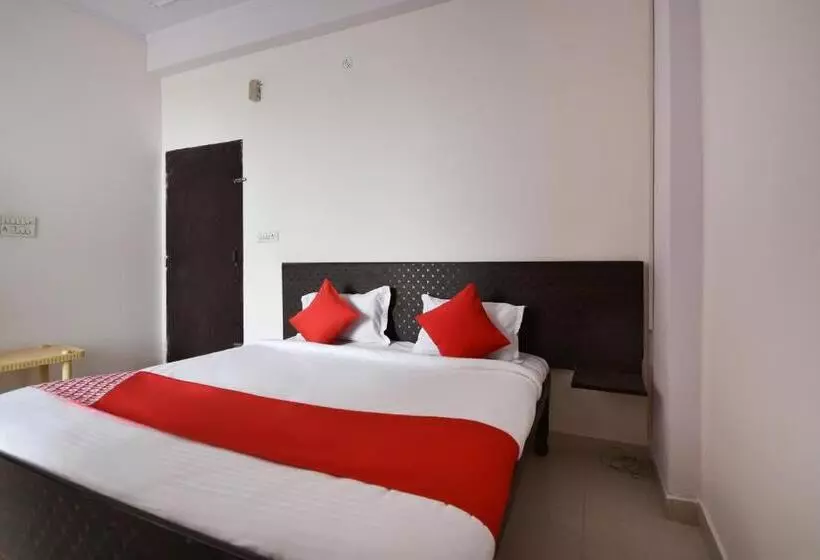 Hotelli Flagship Ekta Palace