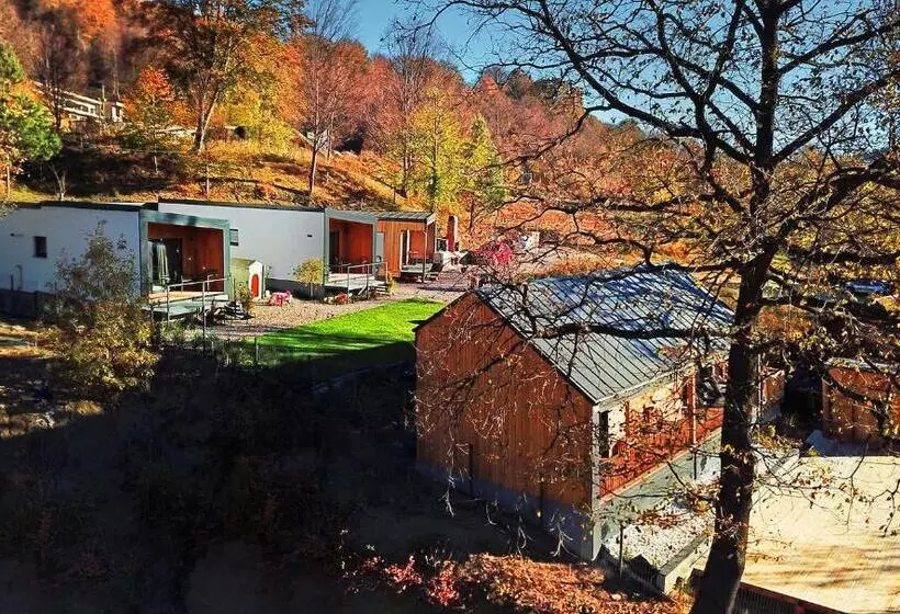 ホテル Kub House Village