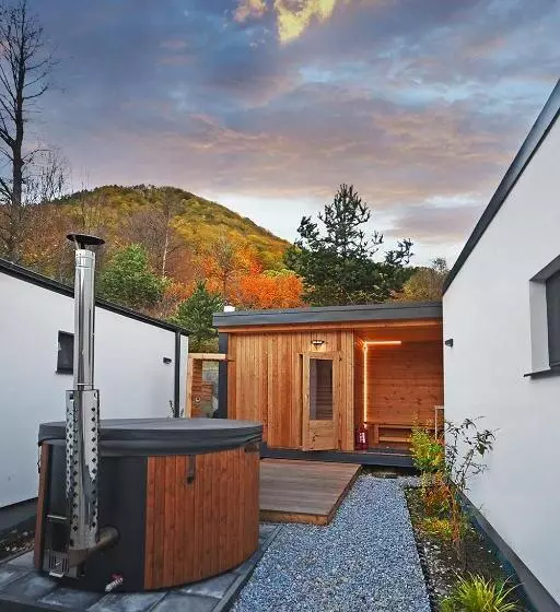 ホテル Kub House Village