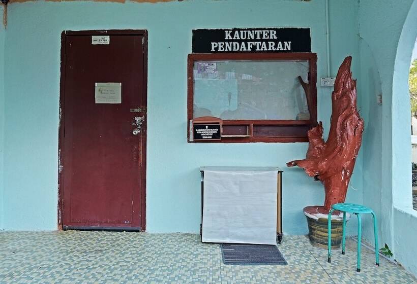 호텔 Oyo 90689 Chalet Kak Siti