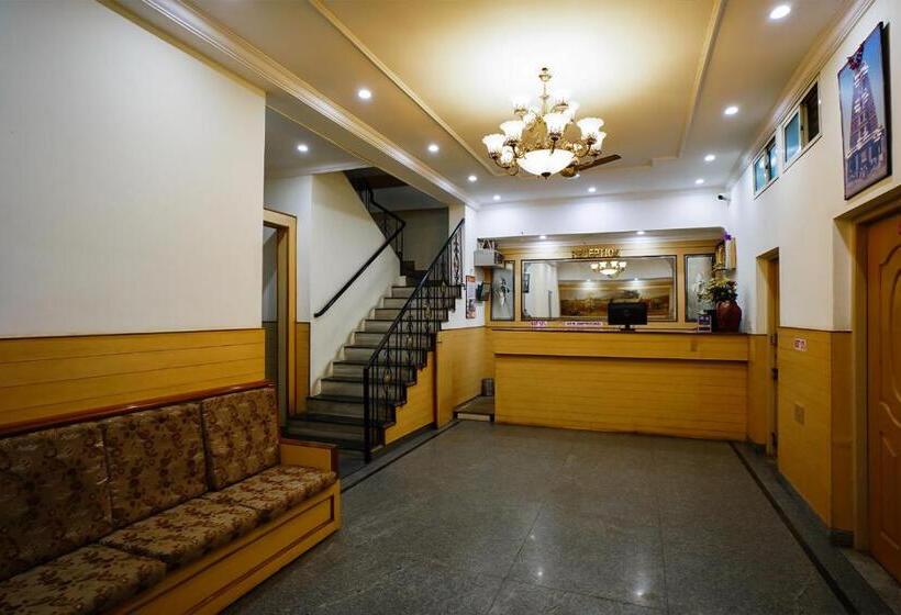 هتل Prakaash Residency