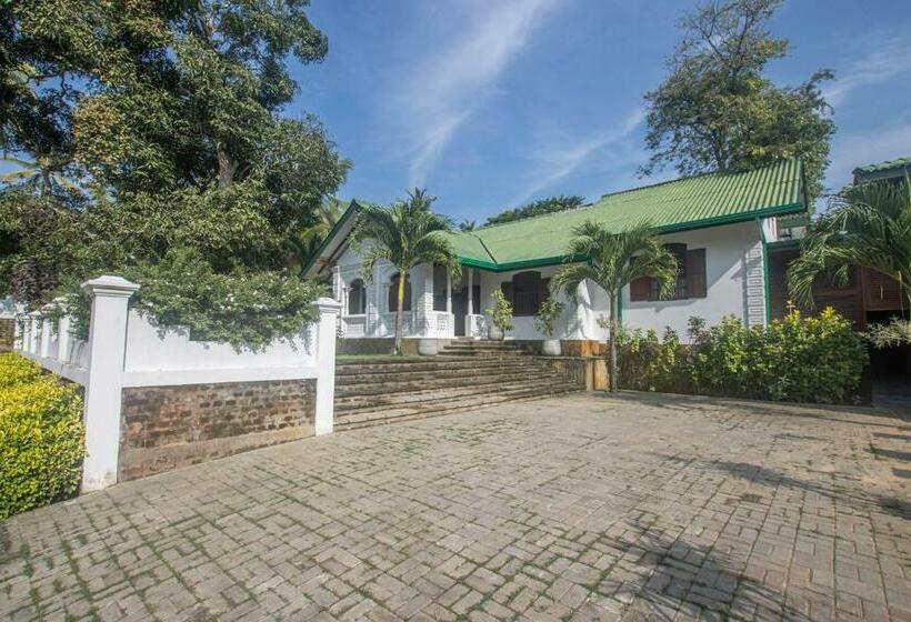 فندق The Coastal Village Cabanas