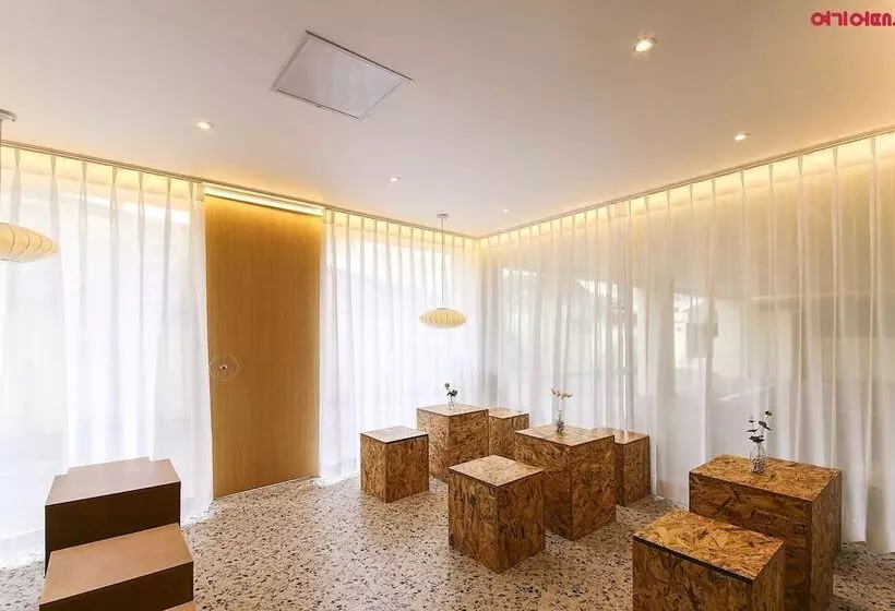 ホテル Gwangju Chungjang Ro Hotle The First Boutique