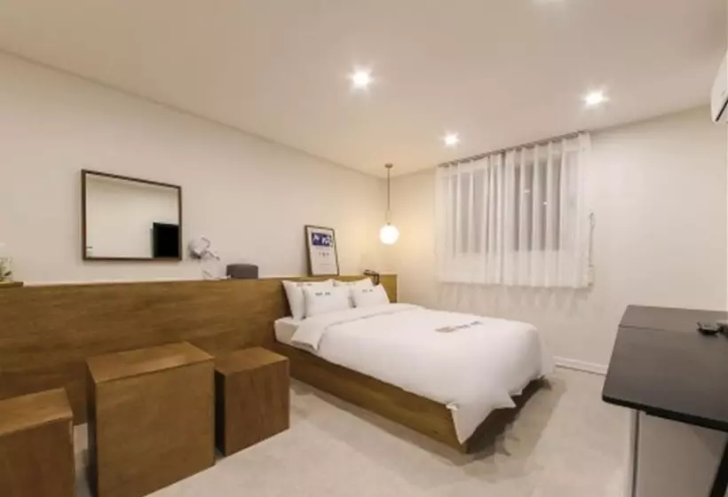 ホテル Gwangju Chungjang Ro Hotle The First Boutique