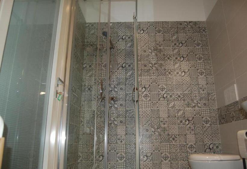 פנסיון Le 2 Gravine