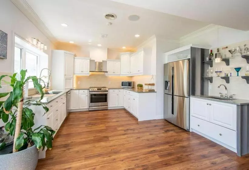 Majatalo Ocean Bay View Luxury Guesthouse