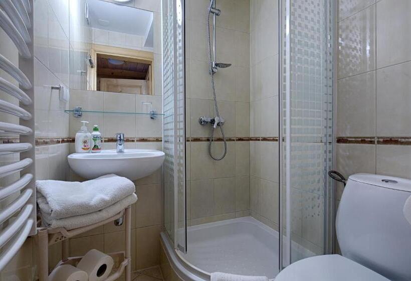 ペンション Willa Bystry, Pod Nosalem