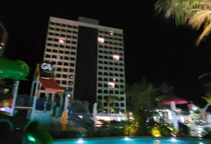 Salinas Premium Resort 10 Andar Vista Mar/parque