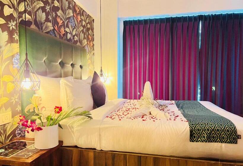 The Mayfield Resort, Vagator