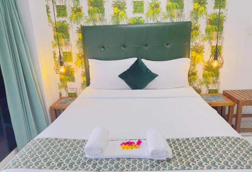 The Mayfield Resort, Vagator