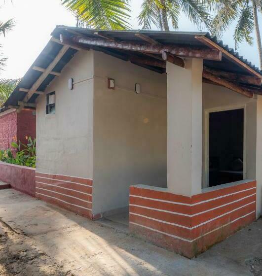 هاستل Famstel Gokarna  Beach Stay