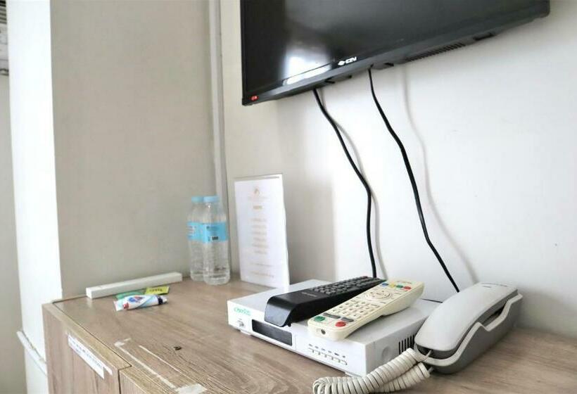 호스텔 Goldentown