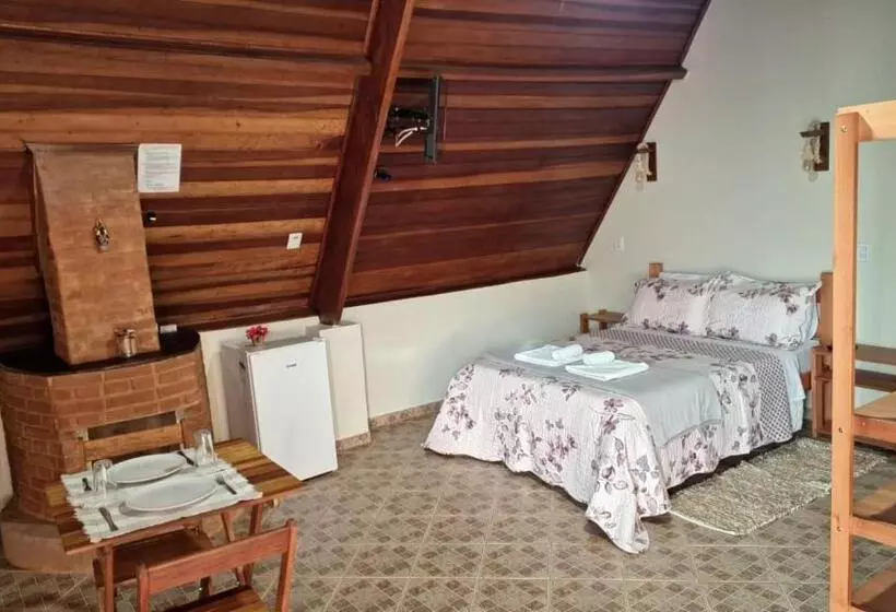 ユースホステル Villa Das Palmeiras Chalés & Camping