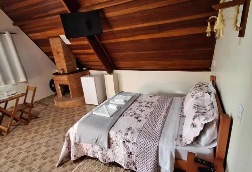 ユースホステル Villa Das Palmeiras Chalés & Camping