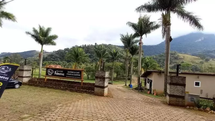 ユースホステル Villa Das Palmeiras Chalés & Camping